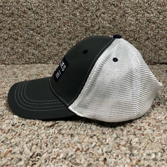 MLB Philadelphia Phillies MeshBack Adjustable Hat Men’s Women’s Grey White OSFA - Picture 2 of 10